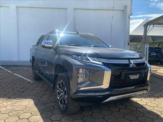 MITSUBISHI L200 TRITON 2024