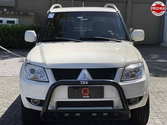 MITSUBISHI PAJERO TR4 2010