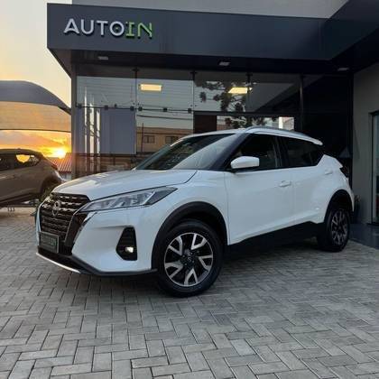 NISSAN KICKS 2023