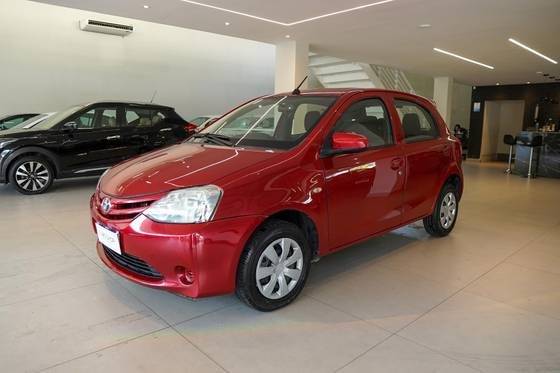 TOYOTA ETIOS 2017