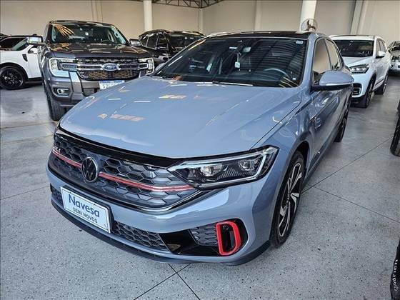 VOLKSWAGEN JETTA 2024