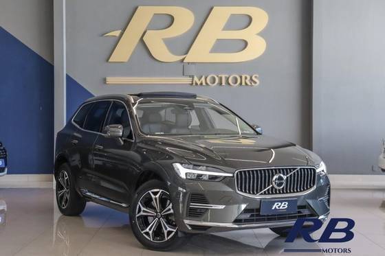 VOLVO XC60 2022