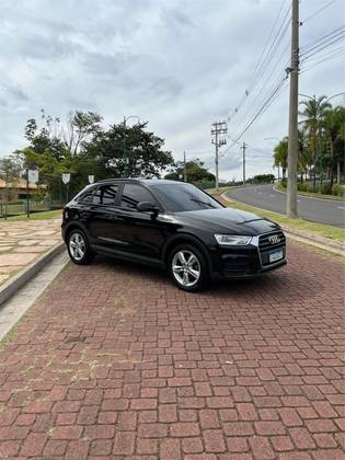 AUDI Q3 2017