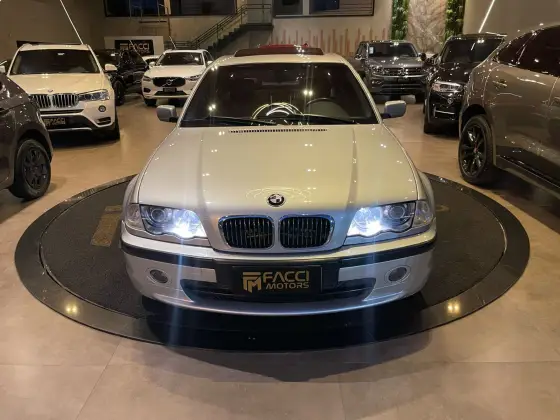 BMW 330i 2001