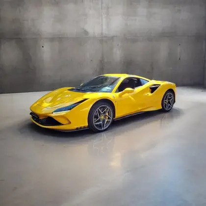 FERRARI F8 TRIBUTO 2021