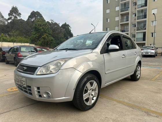 FORD FIESTA 2010