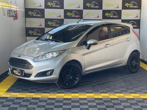 FORD FIESTA 2015