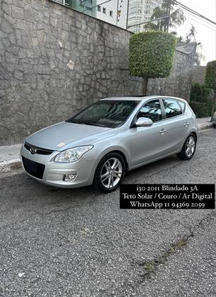 HYUNDAI I30 2011