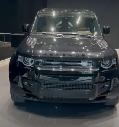 LAND ROVER DEFENDER 2023