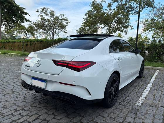 MERCEDES-BENZ CLA 200 2025