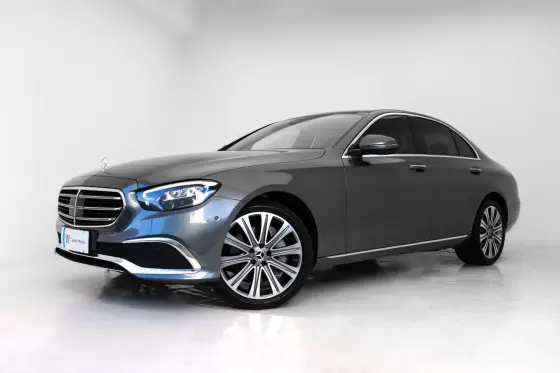 MERCEDES-BENZ E 300 2022