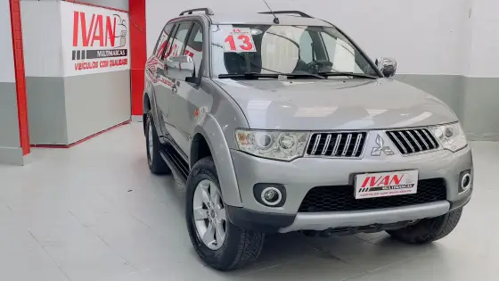 MITSUBISHI PAJERO DAKAR 2013
