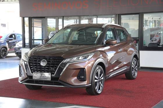 NISSAN KICKS 2022