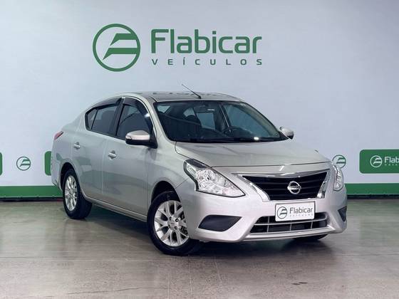 NISSAN VERSA 2020