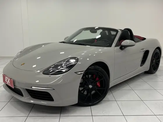PORSCHE 718 2024