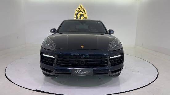 PORSCHE CAYENNE 2021