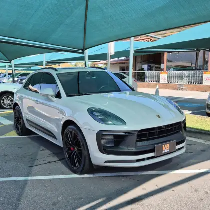 PORSCHE MACAN 2024