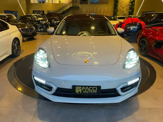 PORSCHE PANAMERA 2023