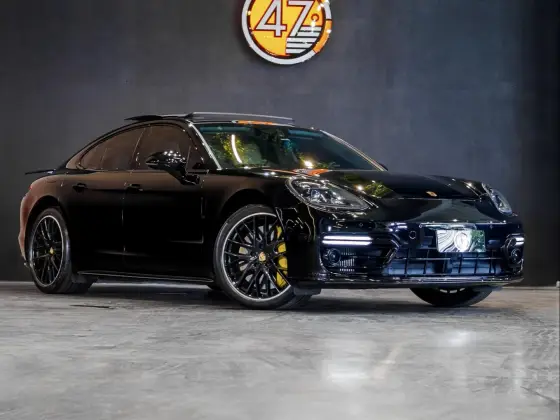 PORSCHE PANAMERA 2017