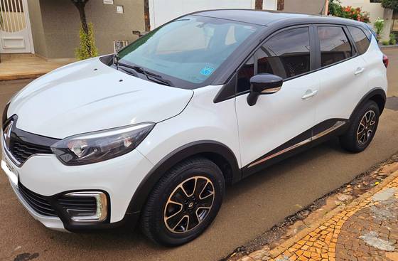 RENAULT CAPTUR 2019