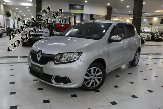 RENAULT SANDERO 2018
