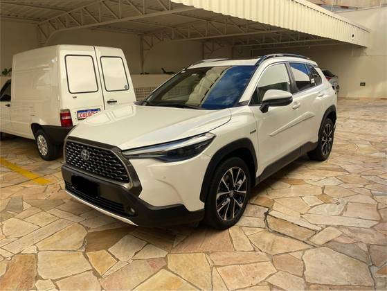 TOYOTA COROLLA CROSS 2023