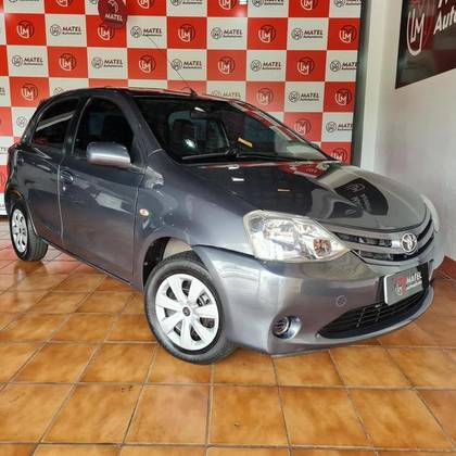 TOYOTA ETIOS 2013