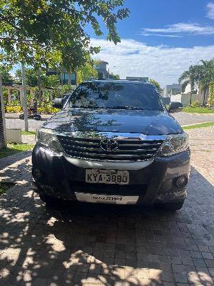 TOYOTA HILUX SW4 2013