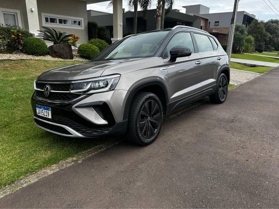 VOLKSWAGEN TAOS 2022