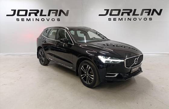 VOLVO XC60 2021