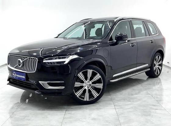 VOLVO XC90 2021