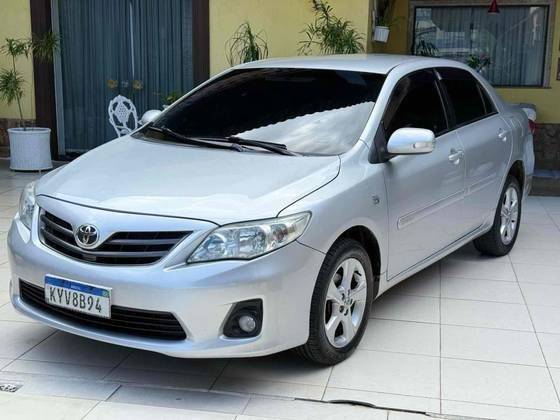 TOYOTA COROLLA 2012