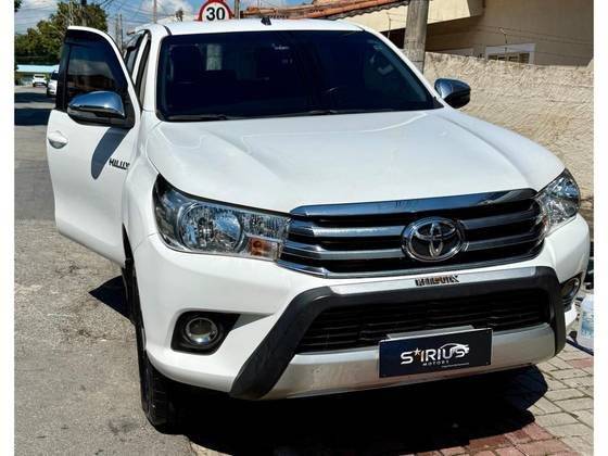 TOYOTA HILUX 2018