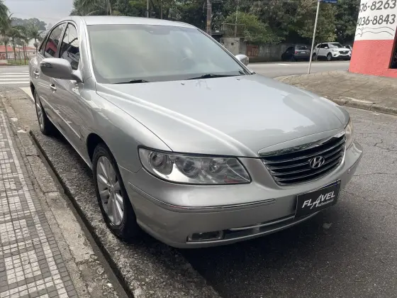 HYUNDAI AZERA 2010