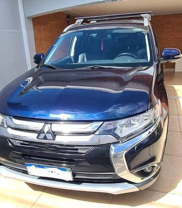 MITSUBISHI OUTLANDER 2018