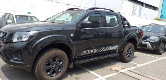 NISSAN FRONTIER 2021