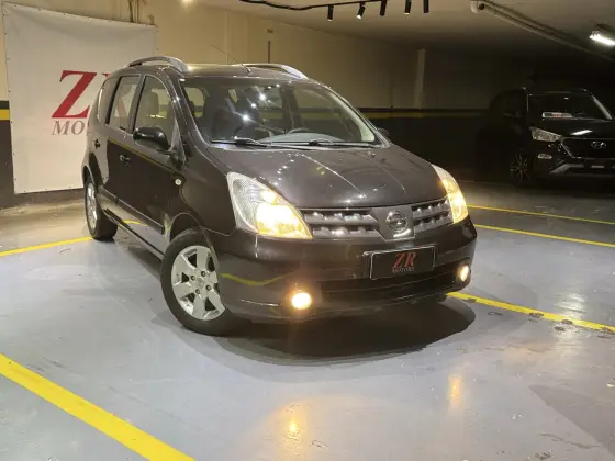 NISSAN LIVINA 2012