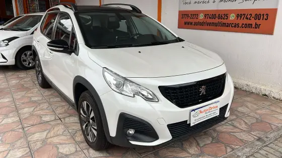 PEUGEOT 2008 2020
