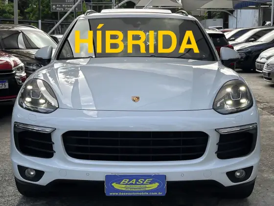 PORSCHE CAYENNE 2018