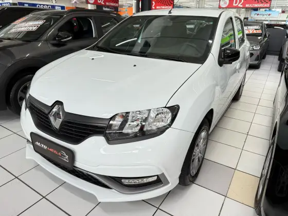 RENAULT SANDERO 2023