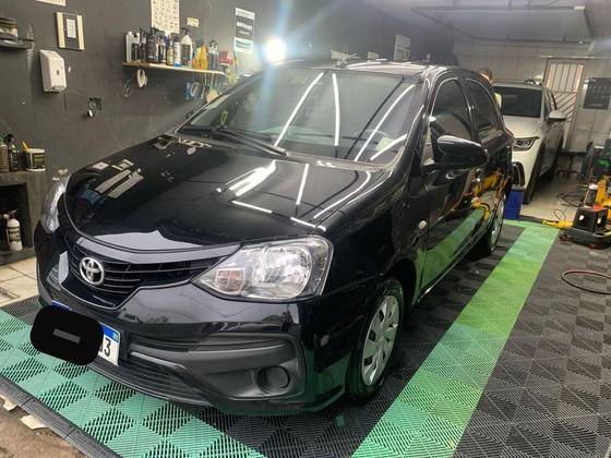TOYOTA ETIOS 2018