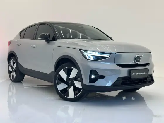 VOLVO C40 2023