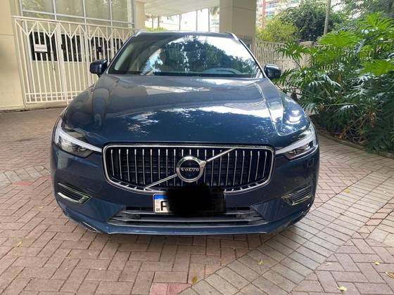 VOLVO XC60 2021