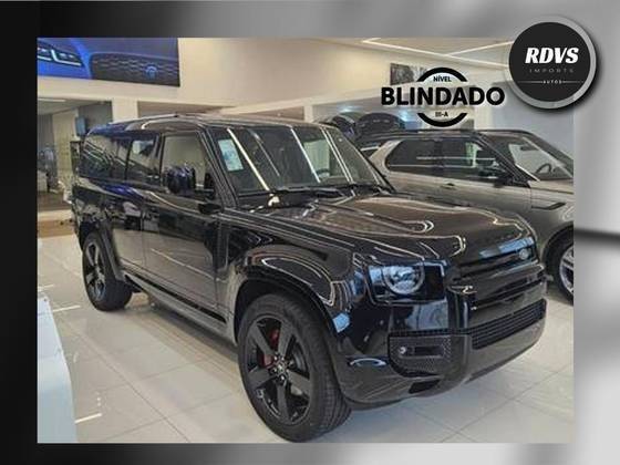 LAND ROVER DEFENDER 2025