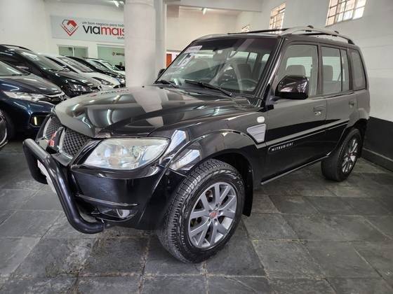 MITSUBISHI PAJERO TR4 2013