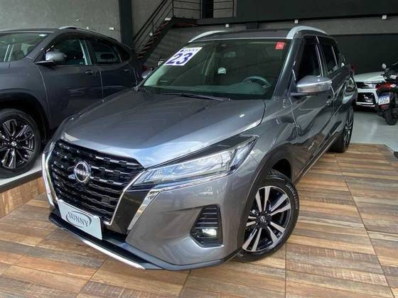 NISSAN KICKS 2023