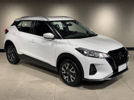 NISSAN KICKS 2022