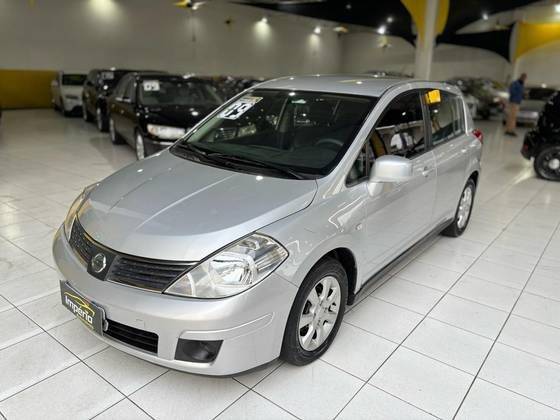 NISSAN TIIDA 2009