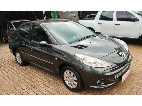 PEUGEOT 207 2013