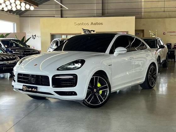 PORSCHE CAYENNE 2023